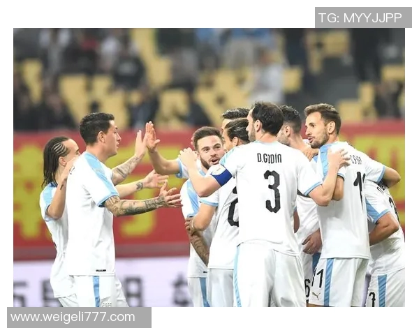 男足迎战乌兹别克斯坦全力争胜期待精彩对决与历史交锋